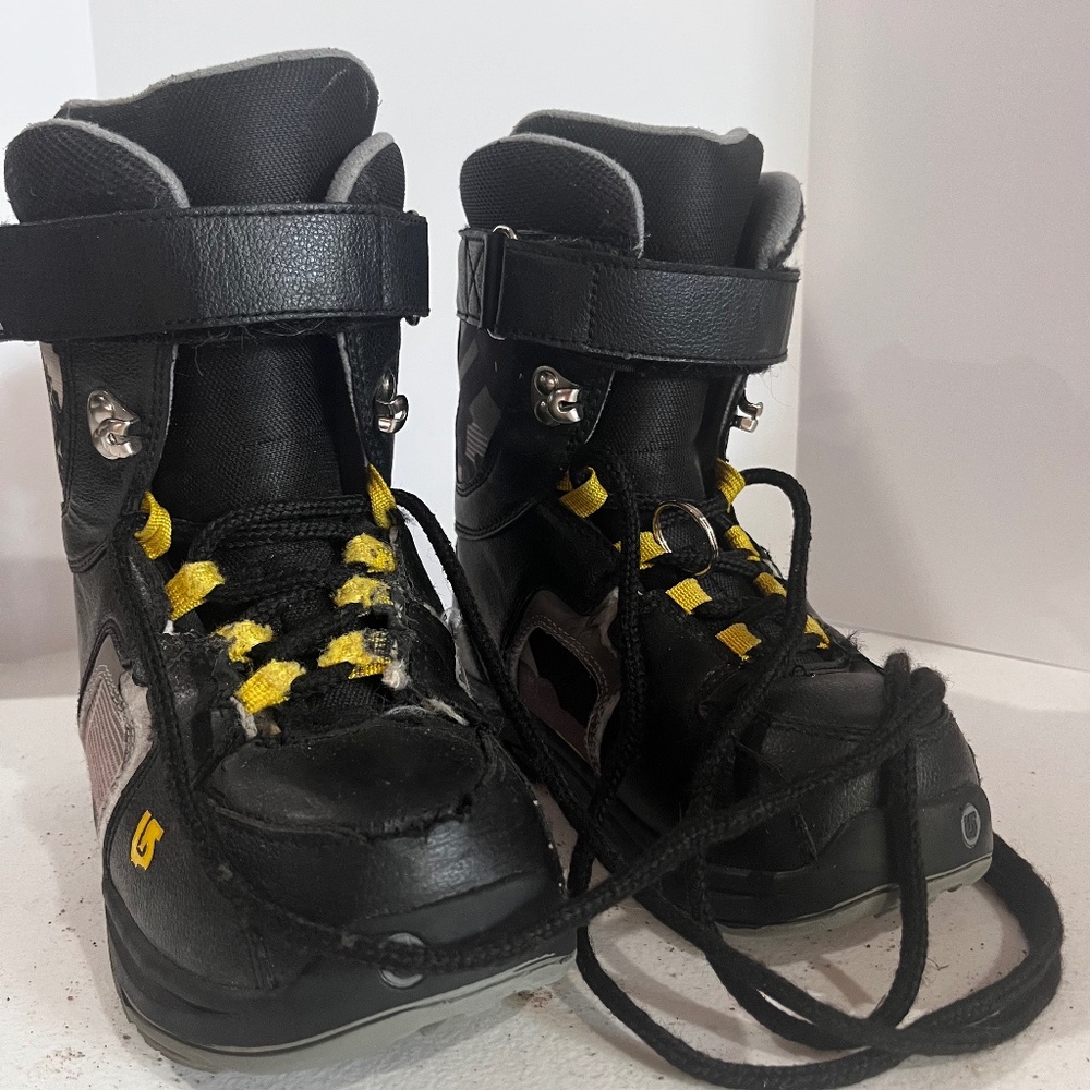 Kid Snowboard boots